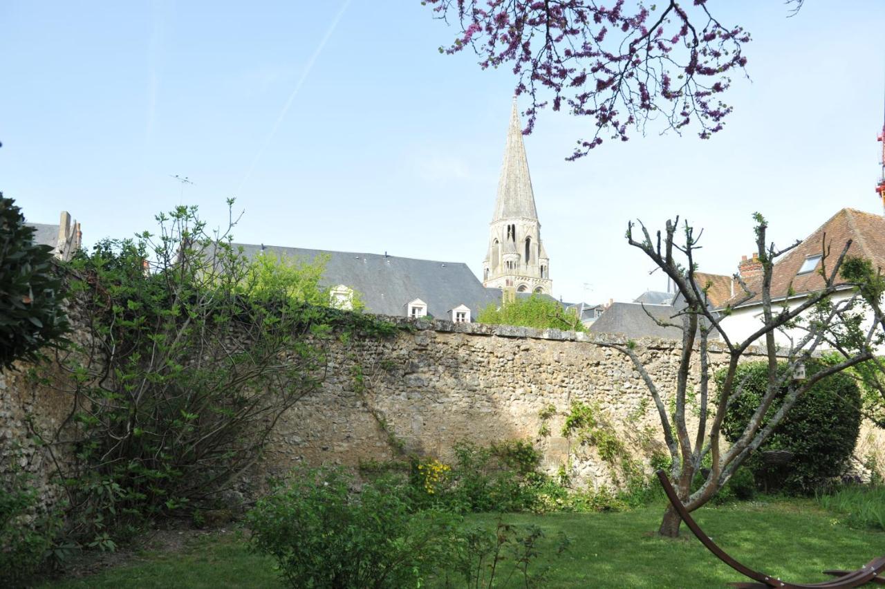 Vendome Au Bord Du Loir B&B 외부 사진